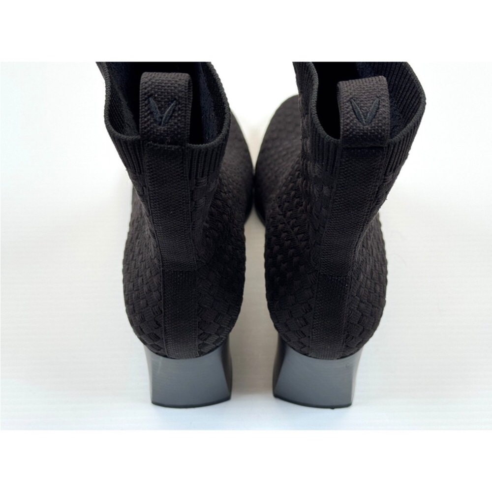 Vivaia Thalita Round-Toe Water-Repellent Heeled Boots in Black Jacquard Size 9 - Picture 10 of 16